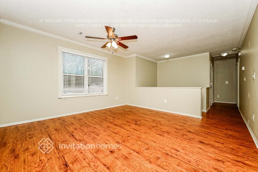 Building Photo - 1616 Picadilly Ct NE