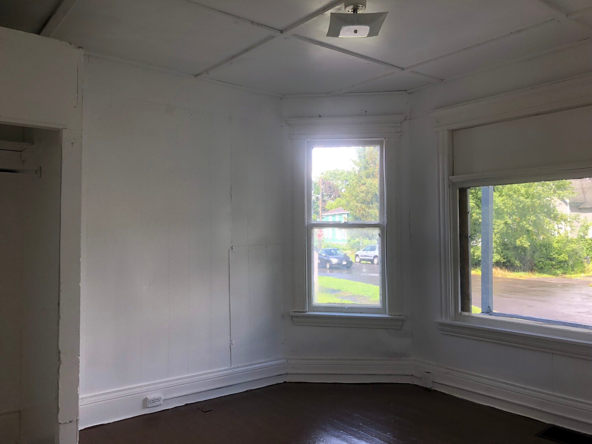 Building Photo - 206 Barrett St