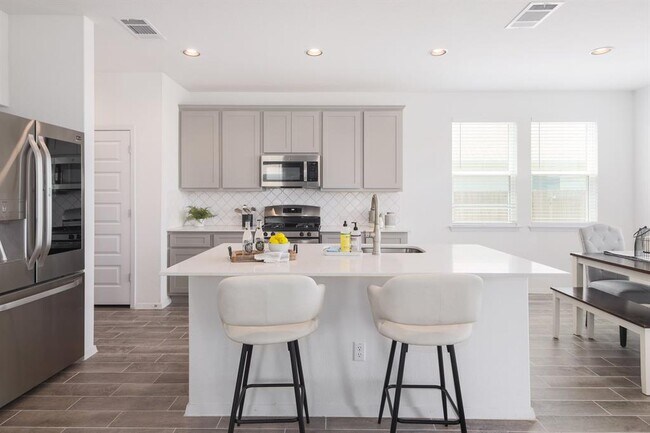 Building Photo - 1408 Flint Knapper Dr