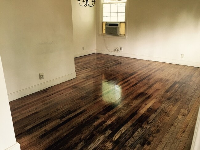 Building Photo - 1626 Charlotte Ave