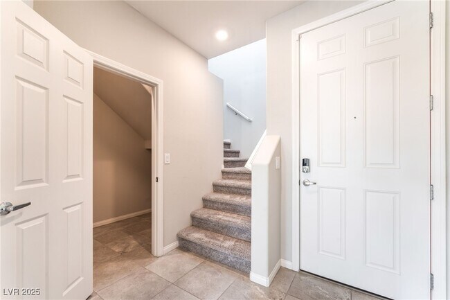 Building Photo - 4351 Browns Creek Ave