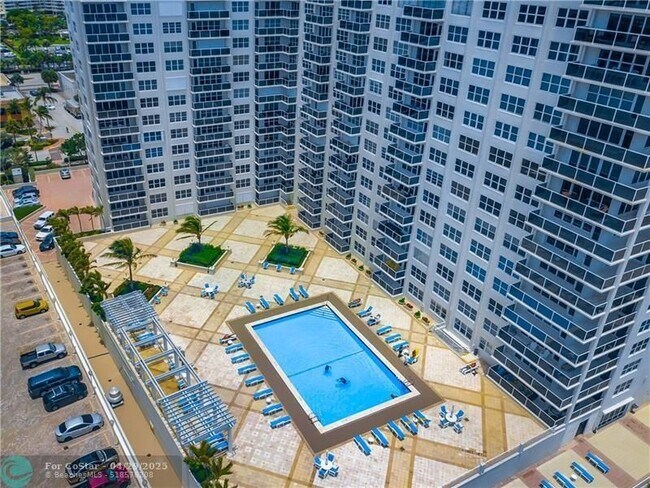 Building Photo - 3500 Galt Ocean Dr