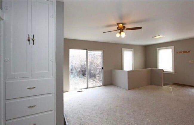 Building Photo - 1610 Burr St