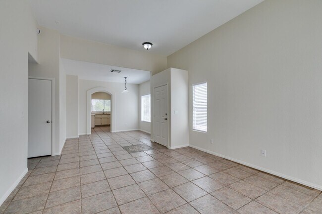 Building Photo - Charming 3-Bedroom Single-Story Home in Elkhorn!