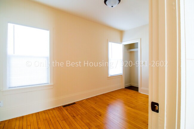 Building Photo - 728 Franklin St