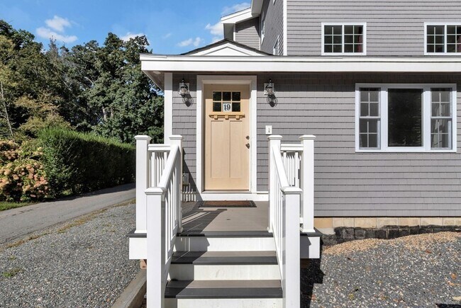 Building Photo - 19 Winthrop Ave