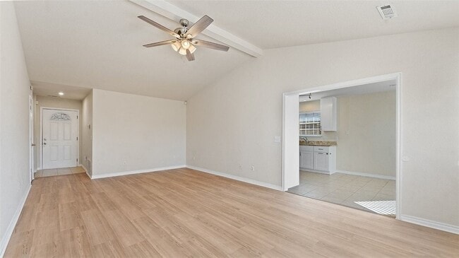 Building Photo - 829 S Liberty Dr