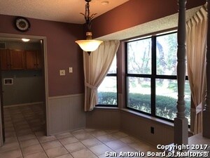 Building Photo - 13851 Susancrest Dr
