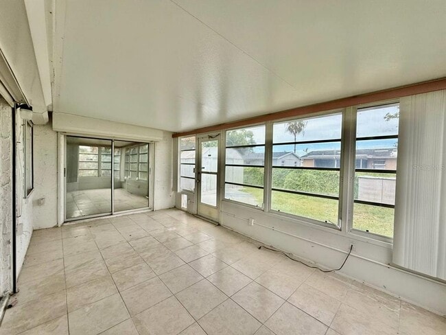 Building Photo - 7131 Potomac Dr