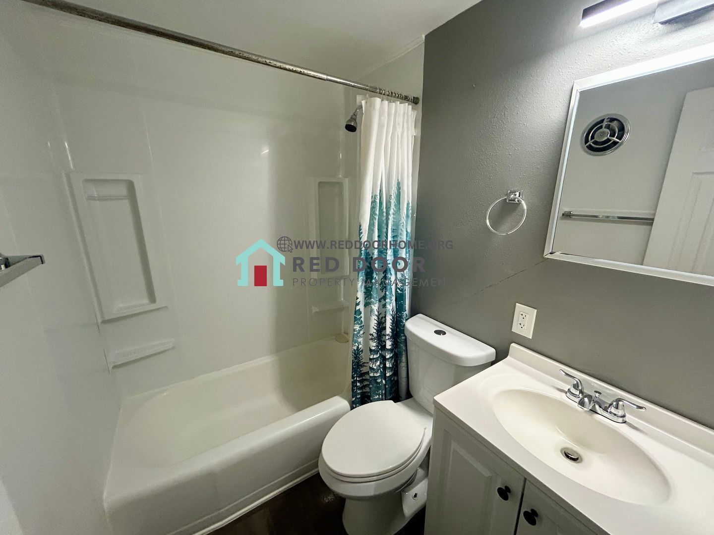 Building Photo - 1104 2nd Ave S