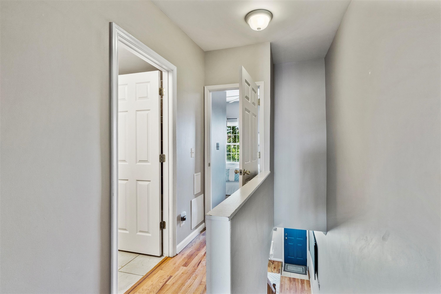 2nd Floor Hallway - 1413 E Clement St