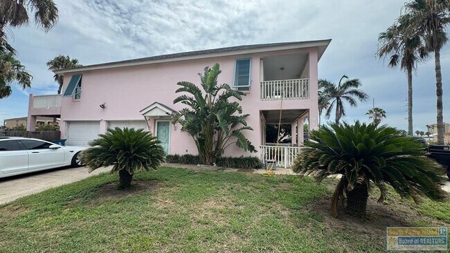 Building Photo - 108 W Capricorn Dr
