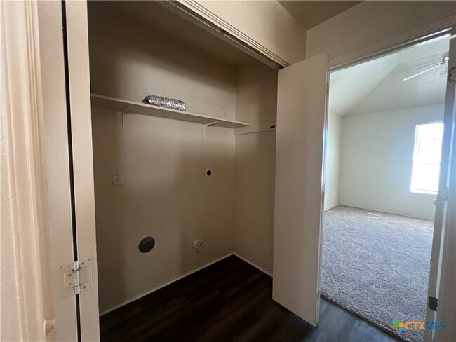 Building Photo - 4200 Alan Kent Dr