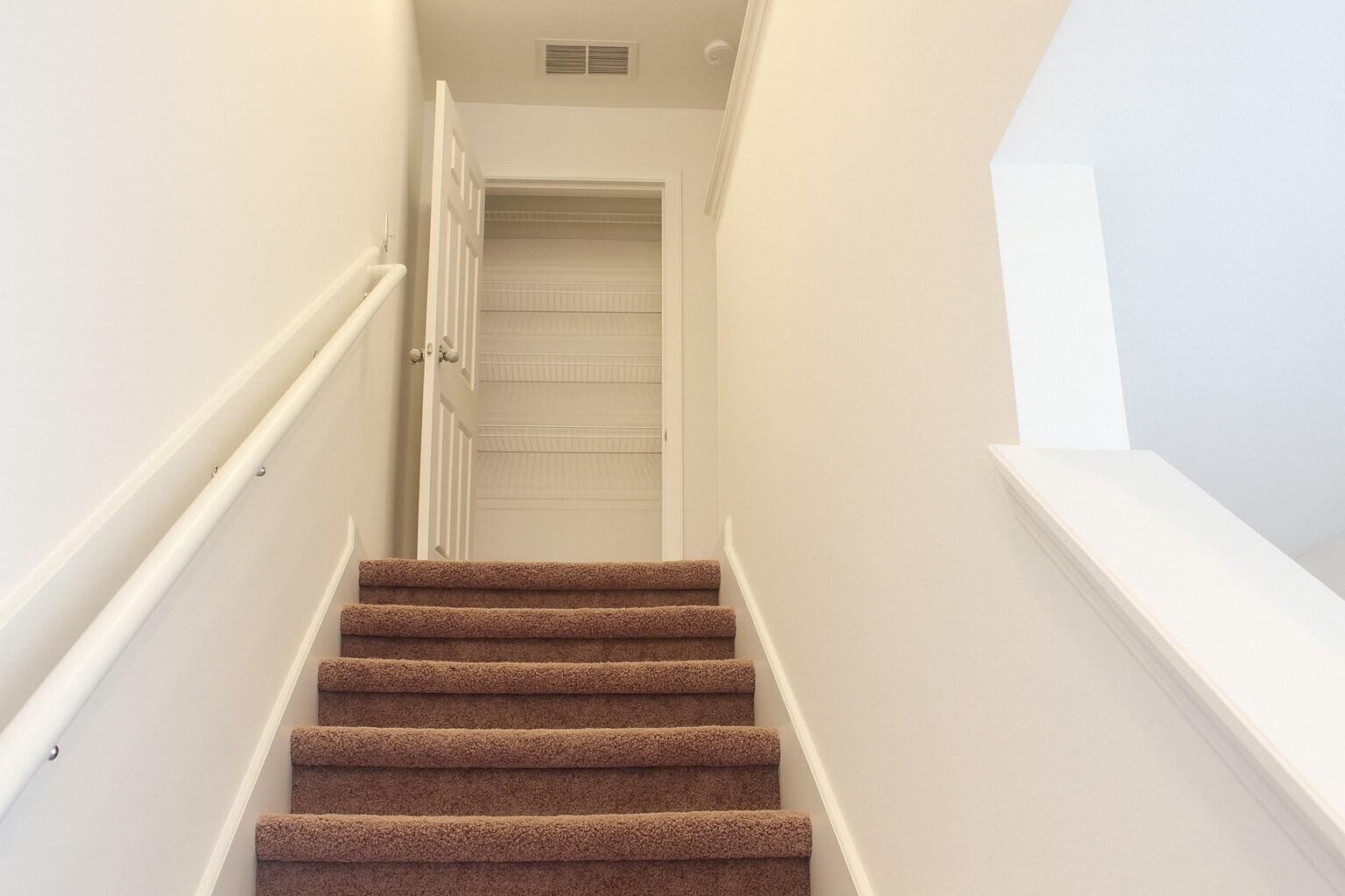 Building Photo - 98 Pittman Ct