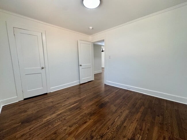 Building Photo - Renovated 2 bedroom 1 bathroom house ready...