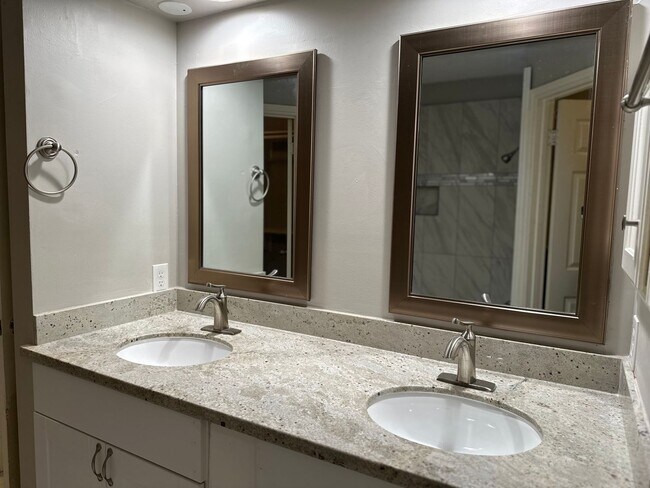 Building Photo - Take a look at this 4 bedroom 2 bath home