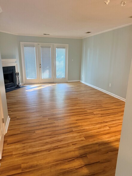 Building Photo - 1458 Barton Place Dr