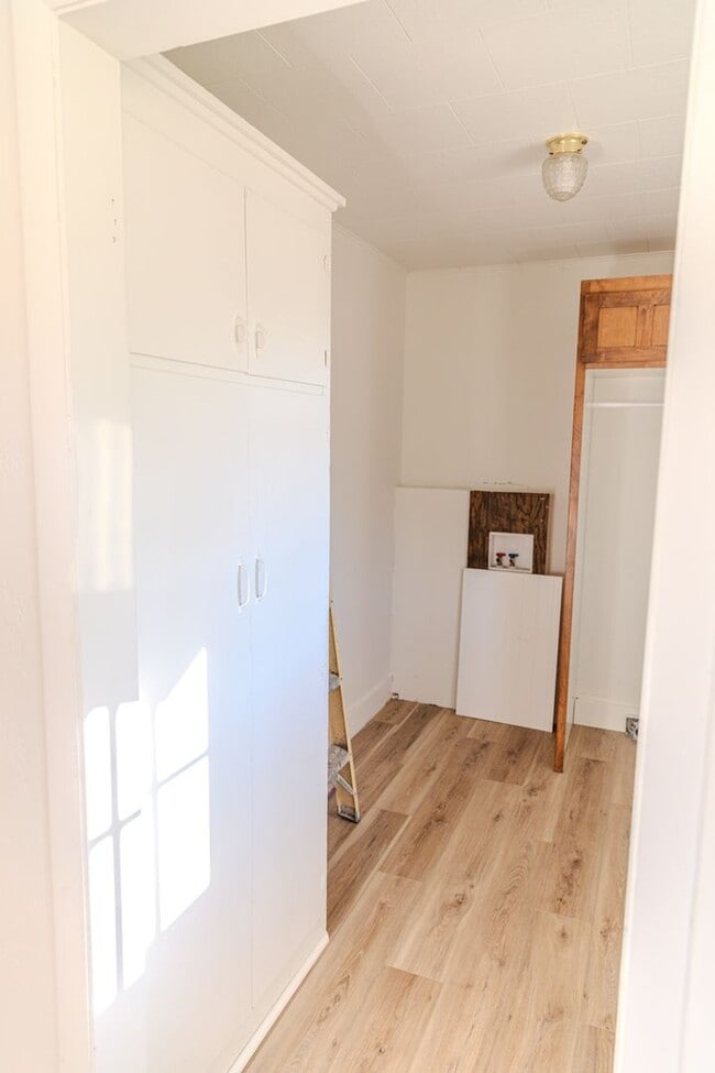 Building Photo - 6690 Old Ranch House Rd