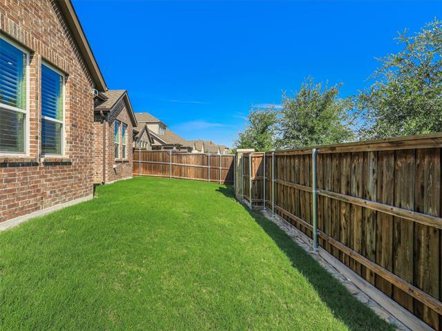 Building Photo - 8308 Pine Valley Dr