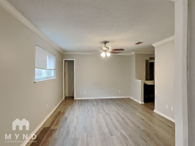 Building Photo - 205 Wildfire Dr