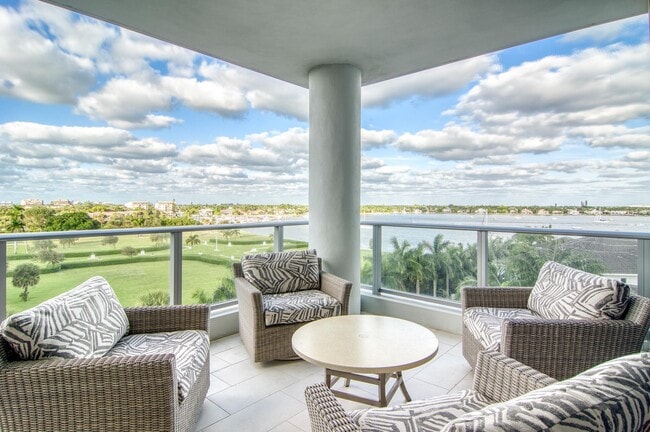 Building Photo - 1 Water Clb Wy