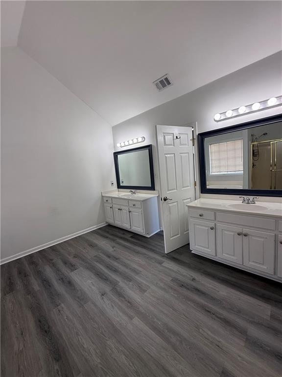 Building Photo - 685 Georgian Hills Dr