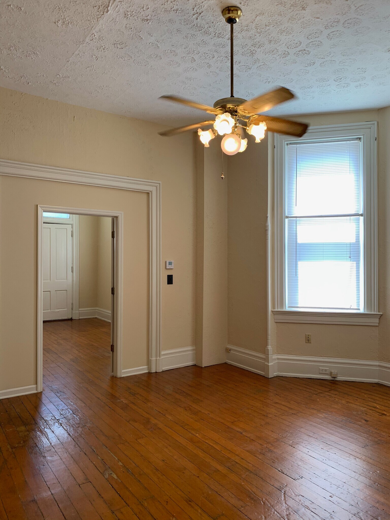 Building Photo - 2435 Ohio Ave