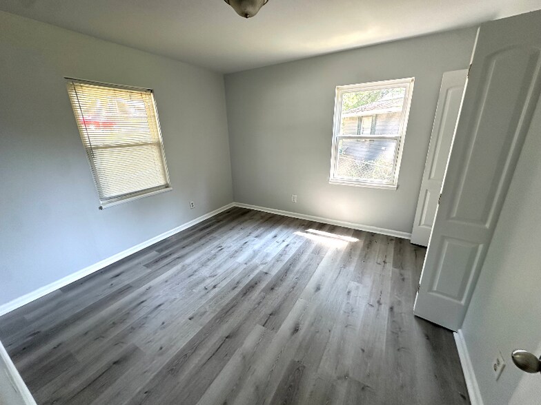 Building Photo - 620 Grantland Dr