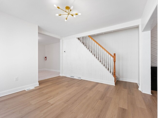 Building Photo - Beautifully Renovated 4-Bedroom Home with Designer Kitchen, Updated Bath & Central Air – Availabl...