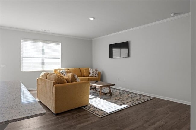 Building Photo - 2203 Blue Monarch Dr