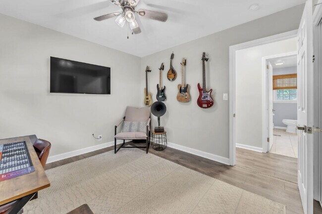 Building Photo - Renovated 3 Bed / 1.5 Bath Home with Open Floor Plan & Two Spacious Living Areas $1,975/mo rent