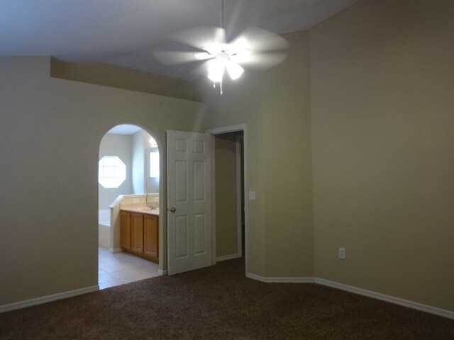 Building Photo - 1644 Stefan Cole Ln