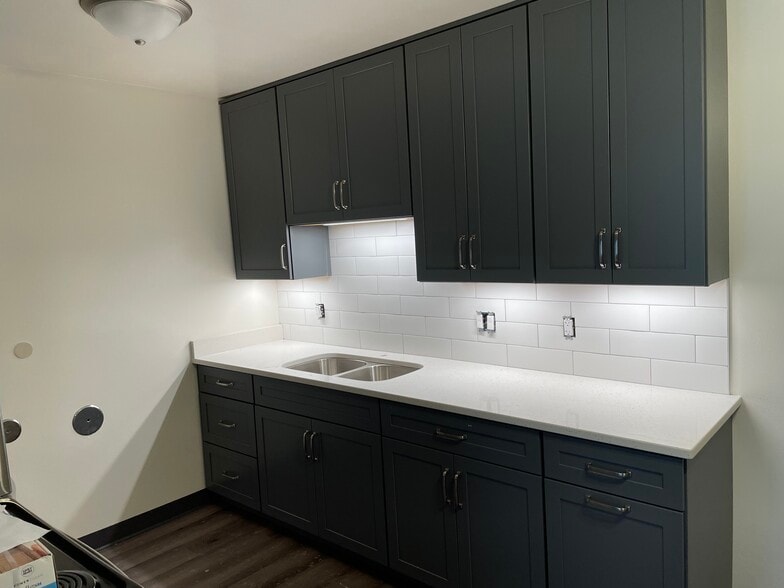Building Photo - 1332 Field Ct