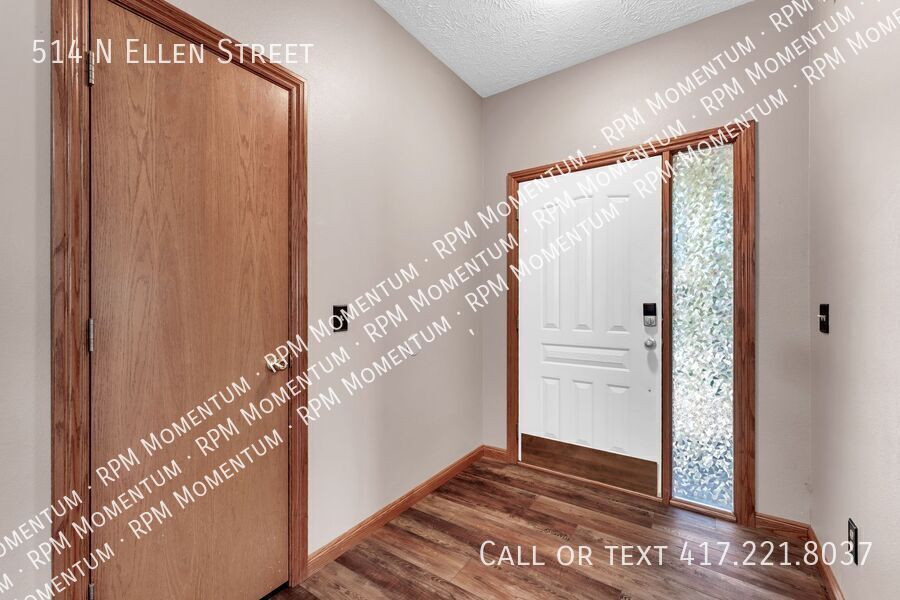 Building Photo - 514 N Ellen St