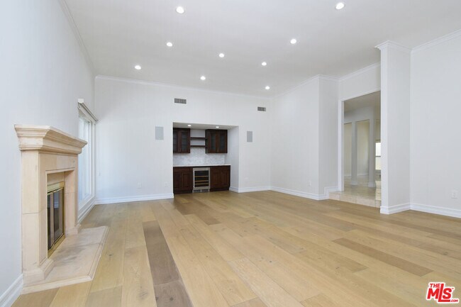 Building Photo - 23637 Park Belmonte