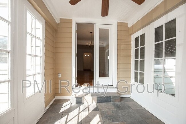 Building Photo - 1547 Sherbrook Rd