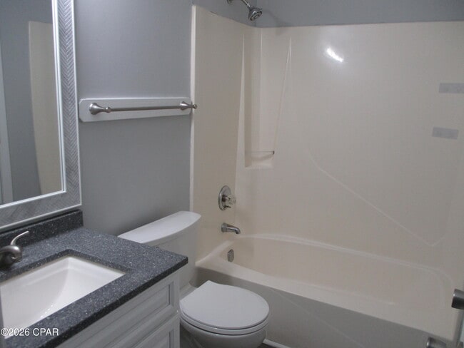 Building Photo - 1220 Stephen Dr