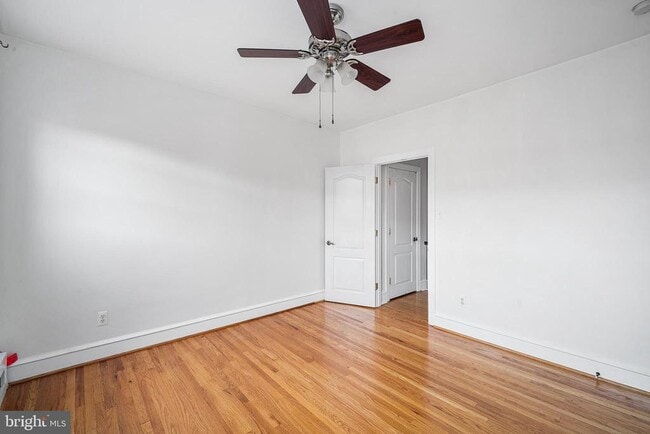 Building Photo - 623 Gerritt St