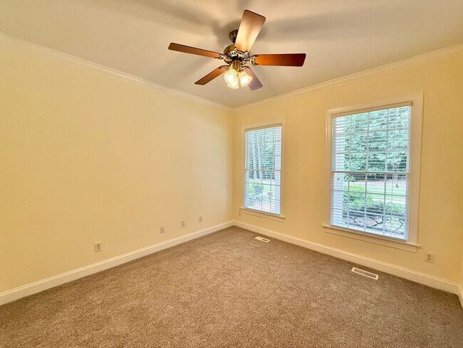 Building Photo - 3021 Hickory Tree Pl