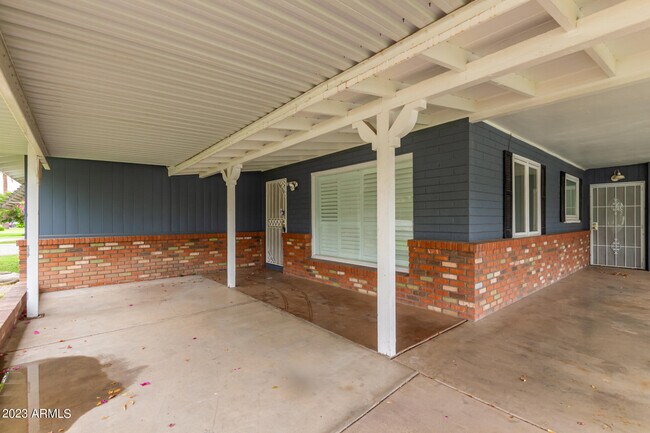 Building Photo - 7340 N 7th Ave