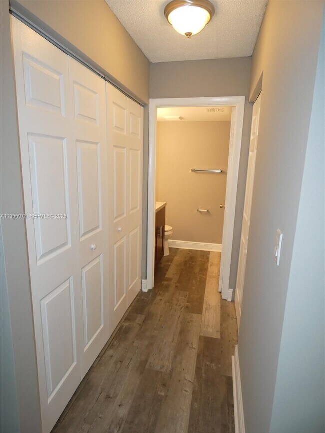 Building Photo - 5740 Rock Island Rd