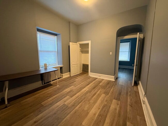 Building Photo - 446 N Duke St