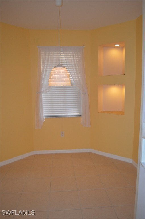 Building Photo - 1137 Van Loon Commons Cir