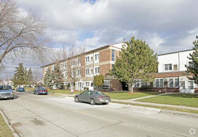 Building Photo - Grant Manor Senior Apartments