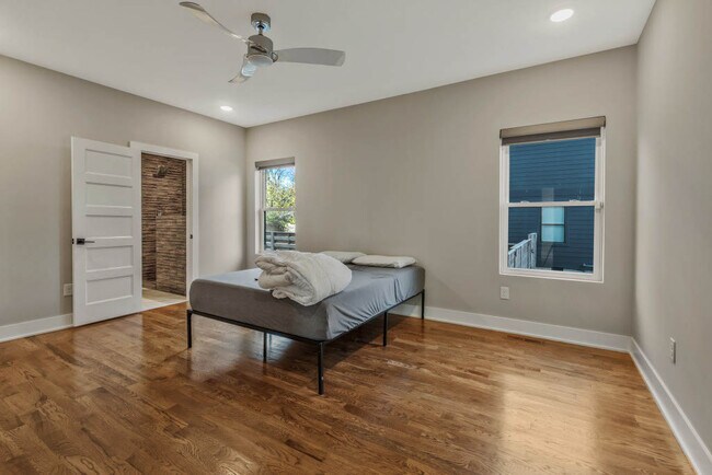 Building Photo - 1909 Hailey Ave