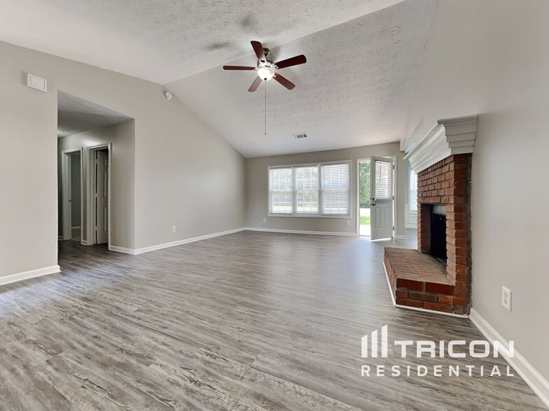 Building Photo - 2725 Archer Way