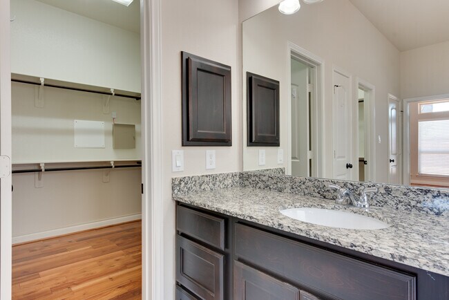 Building Photo - 18106 Nisbet Crossing