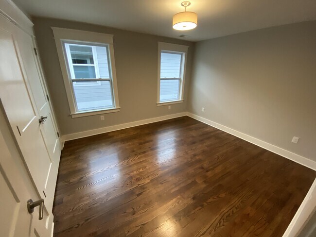 Building Photo - 2020 Scott Ave