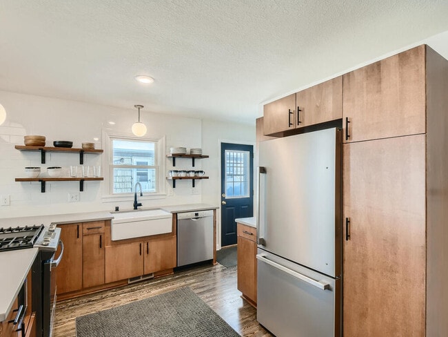 Building Photo - 1316 Oxford St