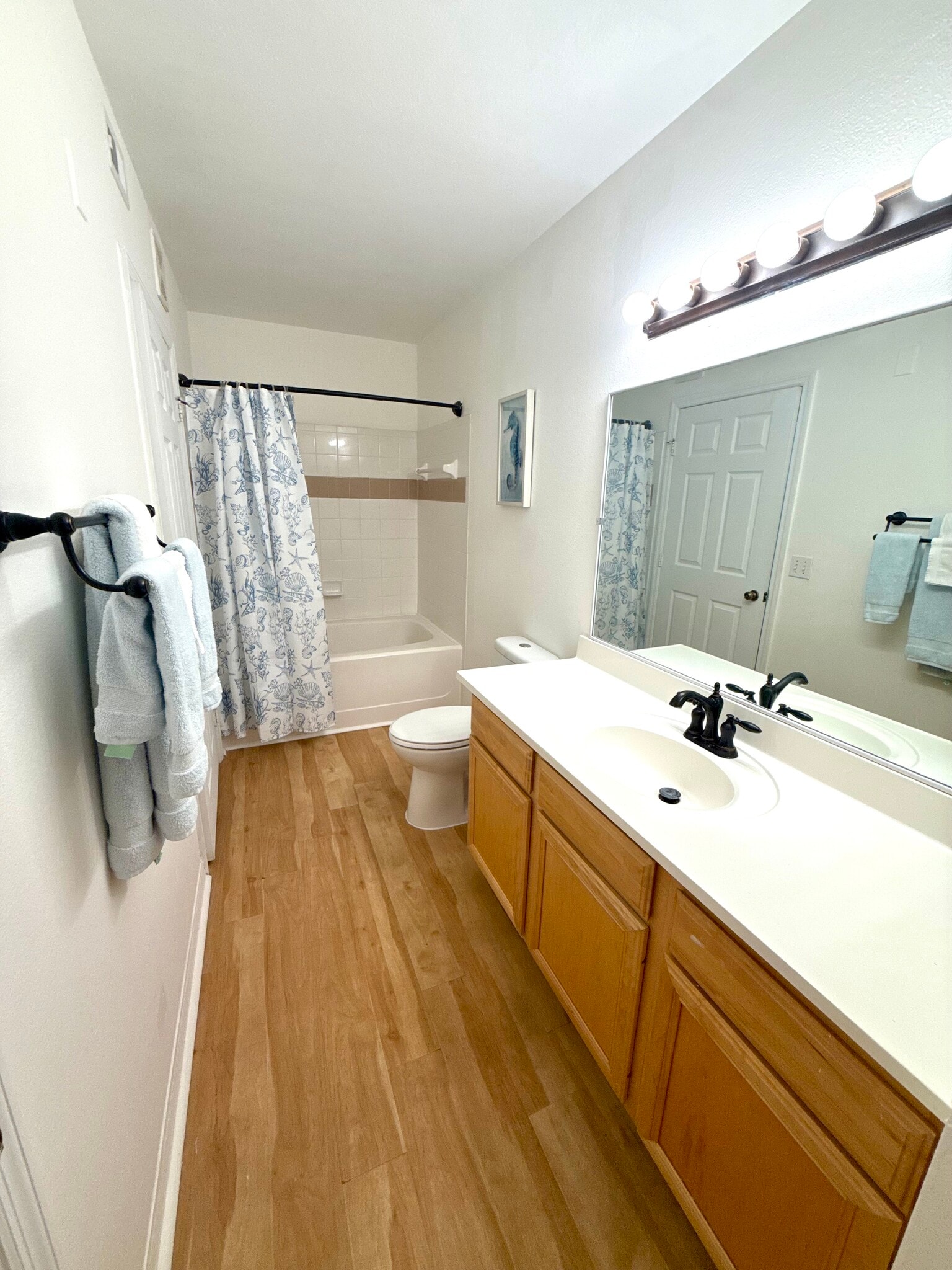 Building Photo - 1000 Villagio Cir